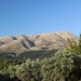 Anfahrt auf das kahle Gebirge von Rhodos: Attavyros
