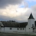 Die Kirche vom Ferienort Skibotn (8m) am Storfjorden.