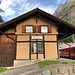 Am kleinen Bahnhof RhB von Spinas im Val Bever geht die Wanderung los.