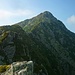 Am Hauptgrat angekommen - Blick zum Monte Zeda.