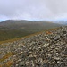 Blick zu Plakaskero (705m) aund Pallaskero (646m). Der letztere gab dem Höhenzug seinen Namen obwohl er einer der niedrigeren Gipfel der Hügelkette ist.