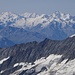 wir sehen Monte Rosa Liskamm, Dom und die ganze Saaser Kette sowie Breithorn und Klein Matterhorn am Horizont