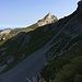 Bei Punkt 2222 auf dem Westgrat des Zahm Geissberg, Blick zum Juchlipass und Nünalphorn