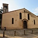 La chiesa romanico-gotica di San Martino, attestata dal XI secolo con campanile del secolo XIII. 