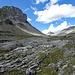 Blick über die Kalklandschaft zum Pfannenstock