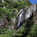 Im Aufstieg aus dem Valea Rea zur Portiţa Viştei - Blick zu einem schönen Wasserfall des Râul Valea Rea.
