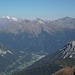 Blick in die Zillertaler Alpen, rechts der Bildmitte eine Autobahnbrücke
