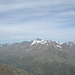 Auf dem Zirmkogel 3278 m, hinten die Wildspitze 3768 m