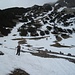 auch der Abstieg vom Kuhkarjoch berührt viel Schnee