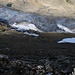 Tiefblick vom Grat auf den 300m tiefer liegenden Gältegletscher. 