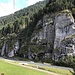 beachtliche Felswände am Fätschbach - bei der Talstation der LSB