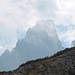 Die mächtige Dreischusterspitze bekommt wohl nicht sehr häufig Besuch (erst 2 Hikr-Berichte)
