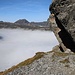 Wunderschön war der Hochnebel im Grosstal mit einer Obergrenze von etwa 2000m. <br /><br />Die Nidwalder Voralpengipfel Chaiserstuel (2400,4m) und Hoh Brisen (2413m) ragten dabei über den Nebel.