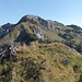 Rückblick: <br />Zwischen Sefenspitze und Einstieg Rinne zur Sebenspitz fast durchgängig Pfadspuren / Latschengasse