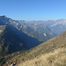 Blick zum Rosso di Ribia und viele Gipfel des hinteren Valle di Campo