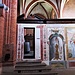L'ingresso del coro con affreschi tardo rinascimentali.