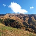 <b>Il versante occidentale del Gazzirola, ricco di vallette secondarie, dove si sviluppa il single trail del Val Colla Bike 360.<br /><img src="http://f.hikr.org/files/2780191k.jpg" /></b>