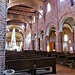 Santa Maria Maggiore. Si notano i grandi archi a diaframma alleggeriti da coppie di bifore.