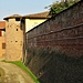Le mura ed il fossato del castello di Gambolò
