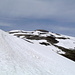 Der "bessere" Hügel Plomb du Cantal vom Aufstiegsweg aus gesehen