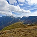 Ein Blick auf den kostbarsten Juwel der Tessiner Bergseen und seine Umgebung - Lago Alzasca.