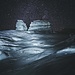 Sternenhimmel über dem Eisbruch und wilden Türmen aus Eis
