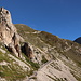 Im Aufstieg vom Campo Imperatore zur Sella di Monte Aquila - Vorbei an schönen Felsen, bevor der Weg danach kurzzeitig etwas steiler ansteigt.