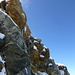 Zwischen Eiszapfen: 1. Abseilstelle (5m) nach W...