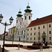 Südlich des Széchenyi tér erhebt sich der prächtige Szt. Ignác templom, erbaut im 17. Jahrhundert.