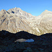 Dieser Bergsee bei Punkt 2372m haben wir nur in Schatten gesehen.