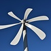 nebst den Solaranlagen betreibt das Berggasthaus Gamplüt auch die Windkraft zur Energieerzeugung - heute, bei diesem starken Wind gibt sicher ein paar extra kWh...