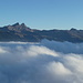 Panorama über dem Nebelmeer von der Bergstation Brüsti aus gesehen II