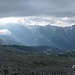 Stimmungsvolle Aussicht auf Wetterbesserung in den Zillertaler Alpen.