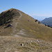 Monte Calvario - Nach einem kurzen Zwischenabstieg  passieren wir eine Einsattelung (ca. 1.690 m) und steigen schließlich hinauf auf den Gipfel des Monte Calvario. 