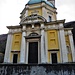 L'imponente chiesa di Santa Croce a Riva San Vitale.