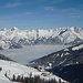 Blick über das Nebelmeer im Tal in die Berchtesgadener Alpen