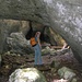 Höhlen am Wegesrand wollen erforscht werden