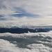 Blick übers nebelige Inntal zu den Tuxer Alpen
