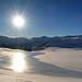 ein gefrorener "Tausee" am Pistenrand, - auf dem Weg zur Alp Fursch werden Skipisten teilweise gequert