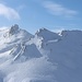 <b>Jufer Horen (3012 m) - Mingalunhorn (2967 m) - Juferhorn (2967 m).</b>