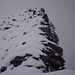 Der jungfräulisch eingschneite 25m hohe Grat zum Heitlistock Vorgipfel. Hier ging's nur noch mit Steigeisen und einfacher Kletterei (I) weiter.