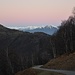 il rosa dell'alba salendo all'Alpe delle Fontanelle