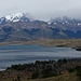 Der Ausblick über die Laguna Azul zu den Torres del Paine