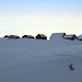 etwas unter dem Kamor sind die stark eingeschneiten Alphütten von Stofel, siehe auch Bild 23