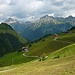 Auch schon kurz nach dem Start hat man schöne Ausblicke in die südlichen Allgäuer Alpen.