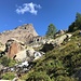 am sprudelnden Torrente della Rossa steil aufwärts ...