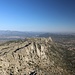 Blick vom Cancho Gordo auf den zurückgelegten Weg, hinten der Pico de la Miel