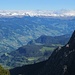 Blick über das nördliche Südtirol: drunten das Eisacktal, darüber Villanders. auf den besonders von [u FelixW84] geliebten Sarntaler Bergen hat es auch südseitig noch etlichen Schnee.