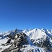 Gipfelsteinmann und Blick Richtung Ringelspitzgruppe