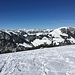 Auf der Abfahrt, Blick gegen Norden. Rechts: Turnen.